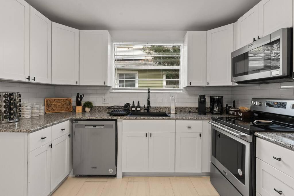 Appartement Modern Moroccan W/ Firepit, Bbq + Game Room! Tampa