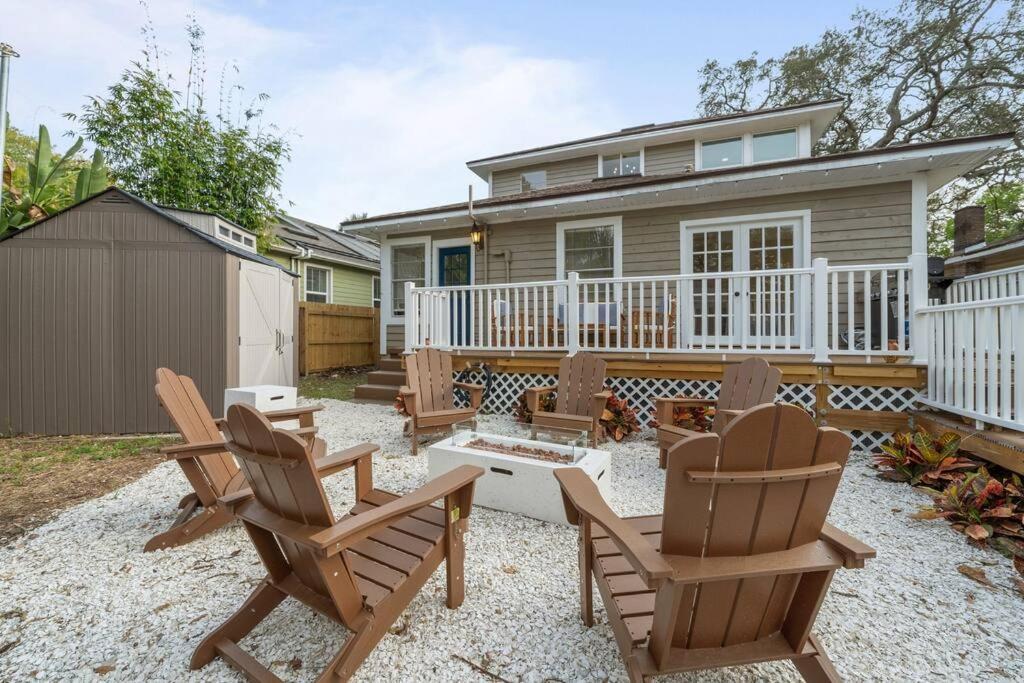 Modern Moroccan W/ Firepit, Bbq + Game Room!